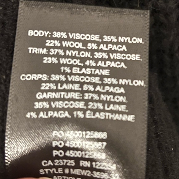 Aritzia Crop Sweater - Picture 3 of 3